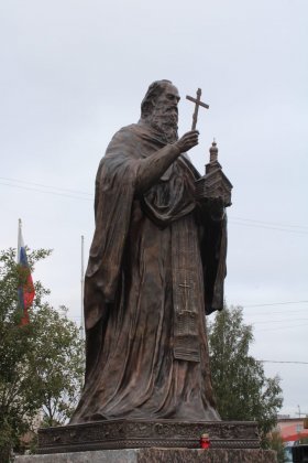 Открыли памятник преподобному Феодориту Кольскому в Кандалакше Открыли памятник преподобному Феодориту Кольскому в Кандалакше