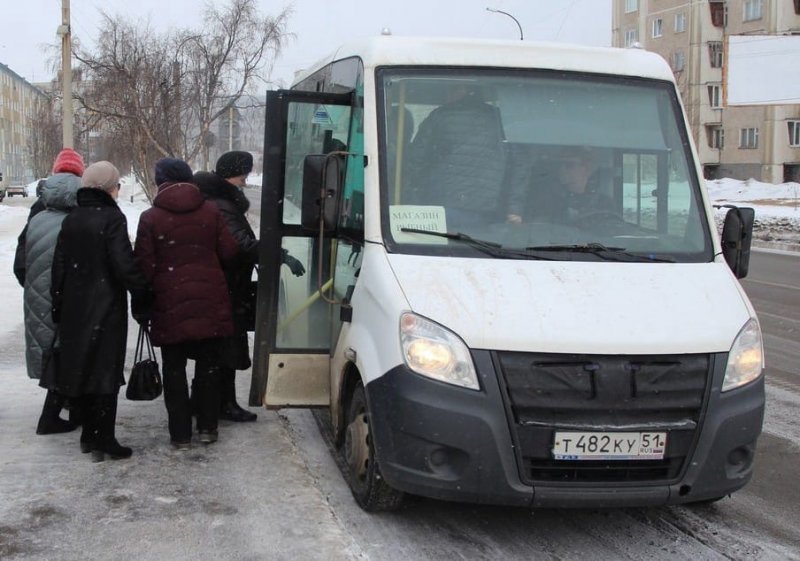 Бесплатно в рыбный магазин возят в Коле Бесплатно в рыбный магазин возят в Коле