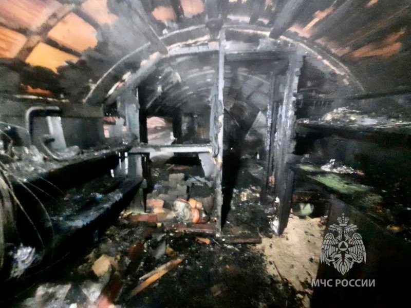 Баня сгорела в «Северной усадьбе» под Мурманском Баня сгорела в «Северной усадьбе» под Мурманском