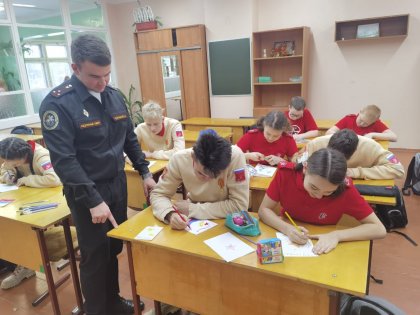 Военные следователи Северного флота приняли участие в праздновании 23 февраля Военные следователи Северного флота приняли участие в праздновании 23 февраля
