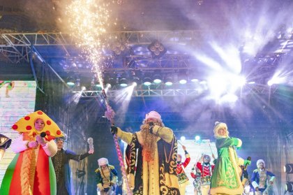 «Елочка, гори!»: стартовала череда предновогодних мероприятий в Мурманске «Елочка, гори!»: стартовала череда предновогодних мероприятий в Мурманске