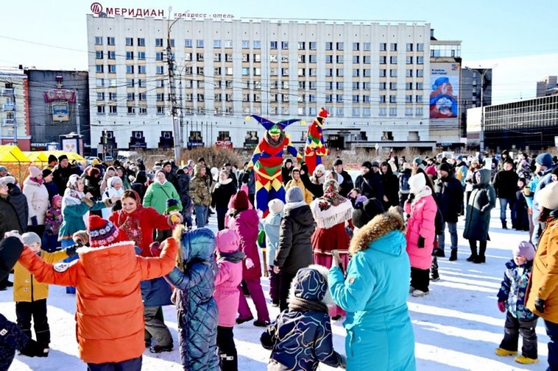Масленицу отметили жители Мурманска Масленицу отметили жители Мурманска