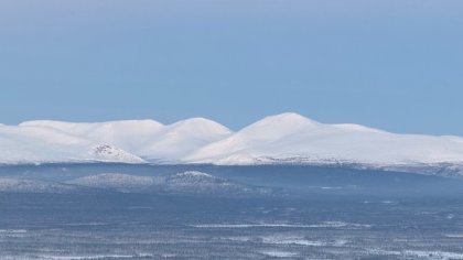 Рядом с горнолыжным комплексом спустят лавину Рядом с горнолыжным комплексом спустят лавину