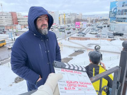 Ради мечты северянки взялись за бензопилы Ради мечты северянки взялись за бензопилы
