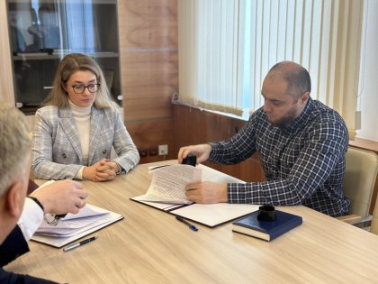 Долгосрочное соглашение заключил «Североморский молочный завод» и «Полярная звезда» Долгосрочное соглашение заключил «Североморский молочный завод» и «Полярная звезда»
