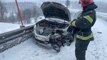 Три машины разбились на одном и том же участке «ленинградки» в Мурманске Три машины разбились на одном и том же участке «ленинградки» в Мурманске