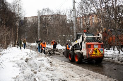 Мурманск усиленно готовится к весеннему паводку Мурманск усиленно готовится к весеннему паводку