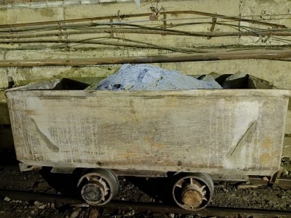 Вагонетка придавила рабочего на Ловозерком ГОКе Вагонетка придавила рабочего на Ловозерком ГОКе
