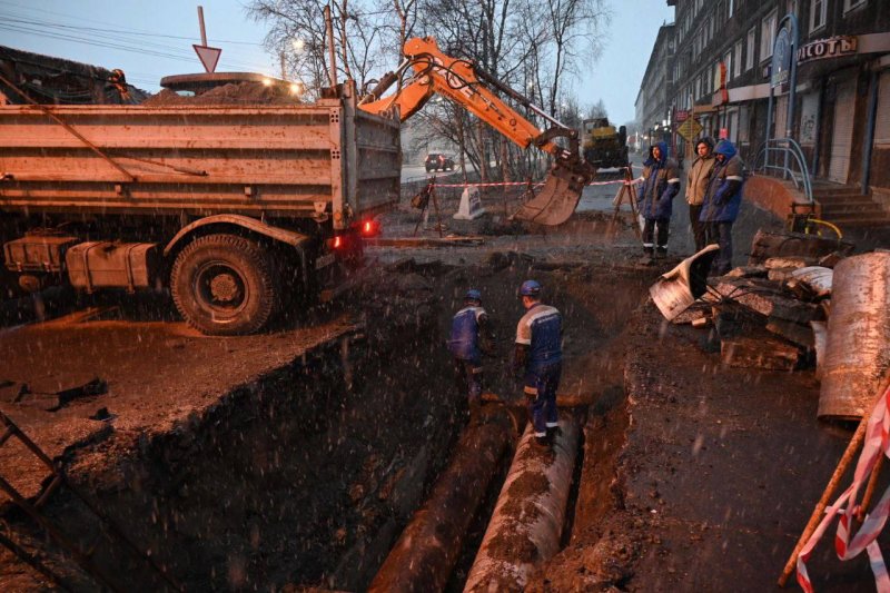 Отопление и горячую воду вернули в дома Мурманска