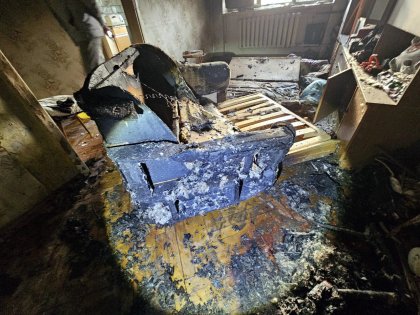 Двух человек спасли из огня в Североморске Двух человек спасли из огня в Североморске