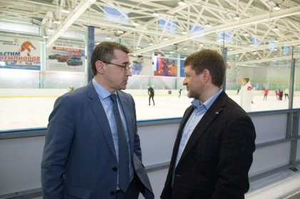 Каток «Метеора» будет работать все лето в Мурманске Каток «Метеора» будет работать все лето в Мурманске