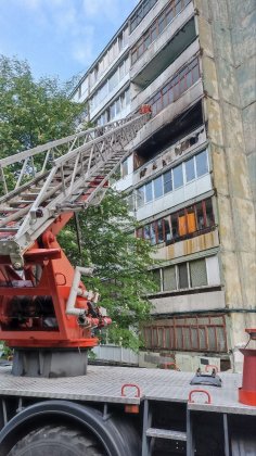 Ночью загорелся балкон у жителей Мурманска Ночью загорелся балкон у жителей Мурманска