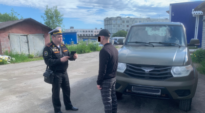 Уклонистов искали в гаражах Гаджиево Уклонистов искали в гаражах Гаджиево