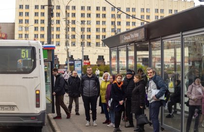 Труп мужчины обнаружили у «Волны» в Мурманске Труп мужчины обнаружили у «Волны» в Мурманске