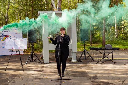 Стендап-комик Елена Борщева приедет на фестиваль «Табуретка» в Мончегорске Стендап-комик Елена Борщева приедет на фестиваль «Табуретка» в Мончегорске