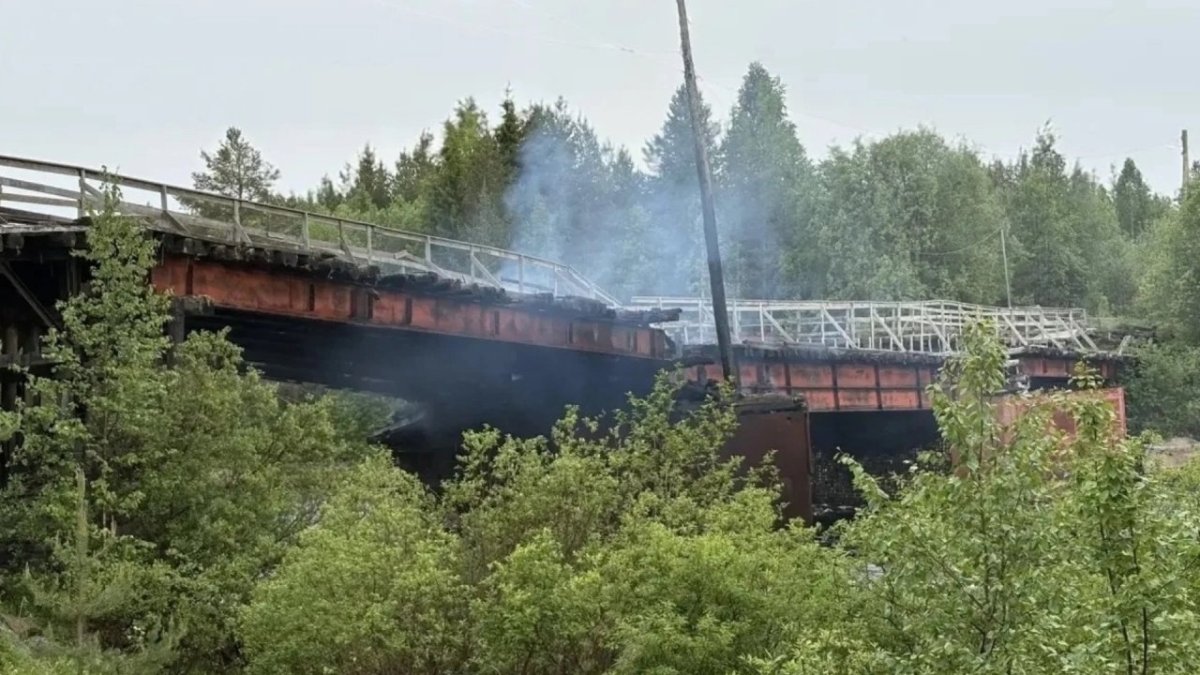 Сгоревший мост в Алакуртти