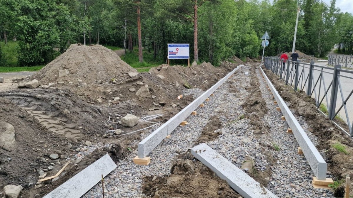 Ремонт дороги в Мурманской области