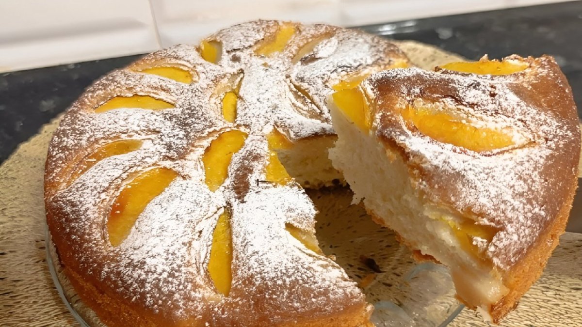 пирог с нектаринами