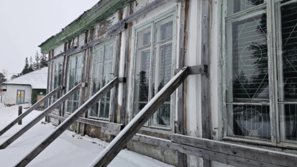 Аварийнле здание школы