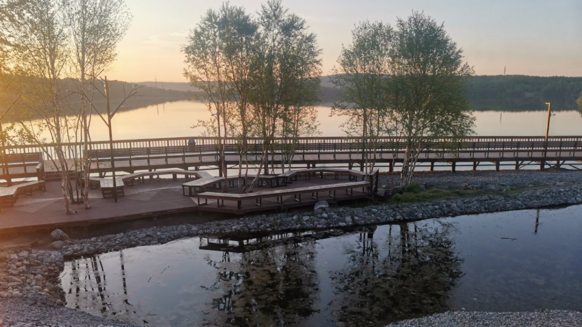 Озеро Среднее в Мурманске