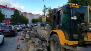 На спуске по Карла Маркса в Мурманске заменят 4 000 кв. м дороги и заасфальтируют тротуар