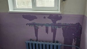Осенние дожди вскрыли проблемы: жители Мурманской области жалуются на текущие крыши и швы