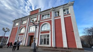 Сто работ про рыбу: художественный музей подготовил «КЛЁВый» проект к 110-летию Мурманска