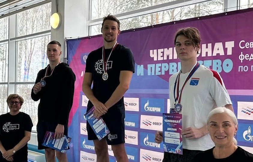 Пловцы из Мурманской области завоевали золотые медали в первый день чемпионата СЗФО  в Кингисепе