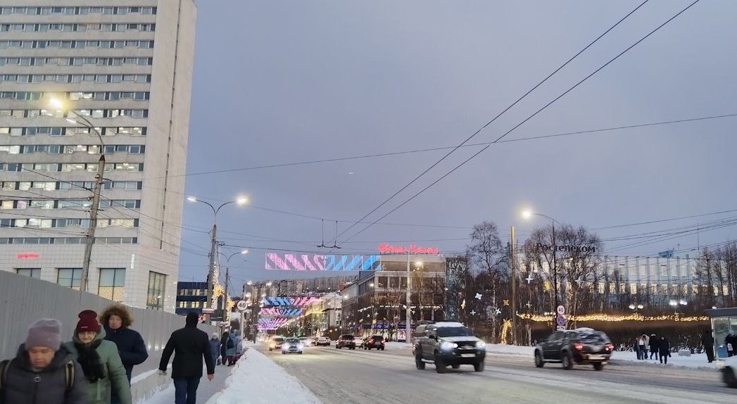 Тротуар возле «Арктики» закроют с 25 марта: в Мурманске ввели новые ограничения для пешеходов