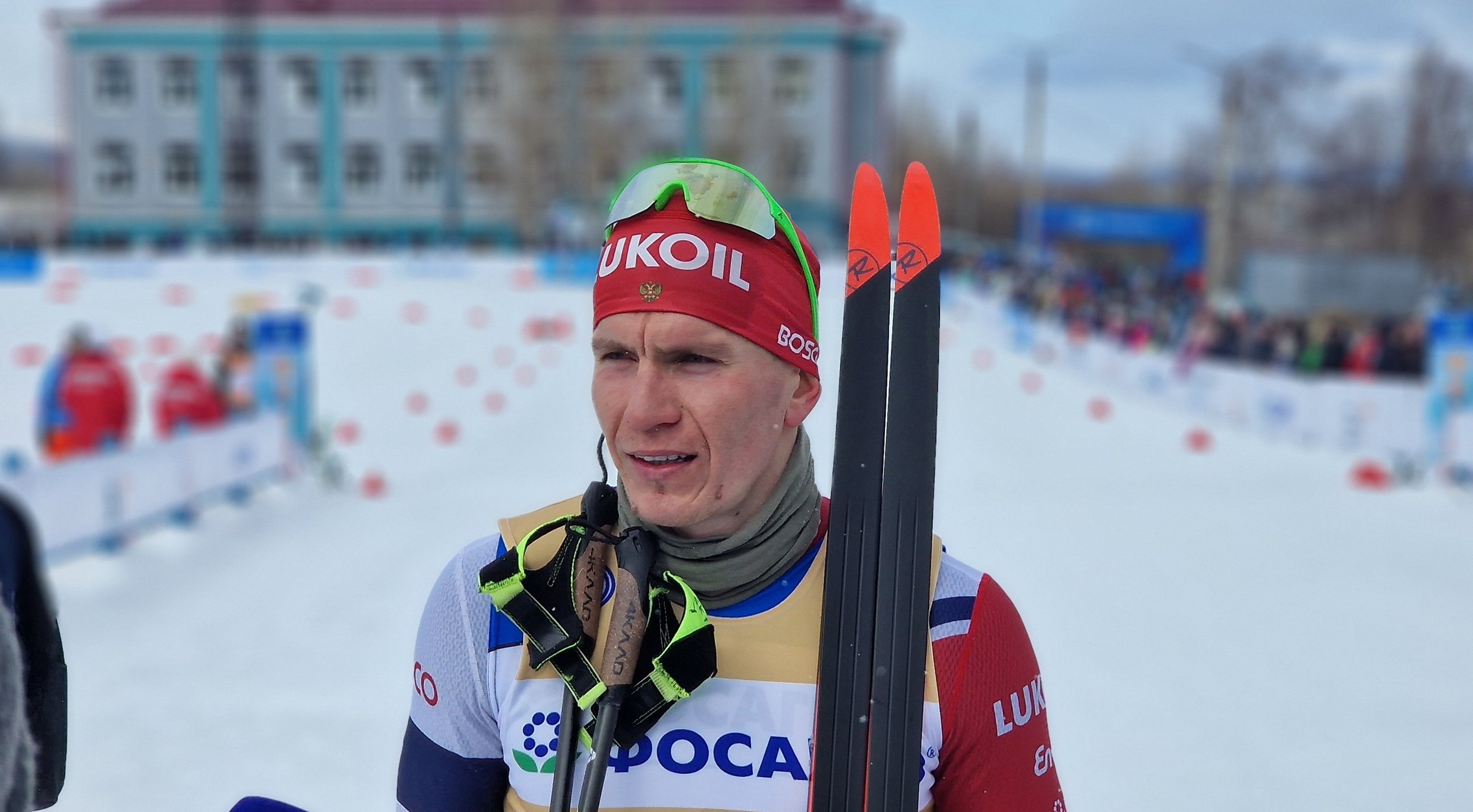 Александр Большунов стал победителем супермарафона в Мончегорске