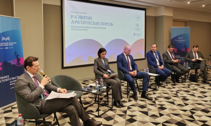 Светлана Панфилова: «Ключевым фактором обеспечения порта Мурманск грузами должен стать долгосрочный горизонт планирования»