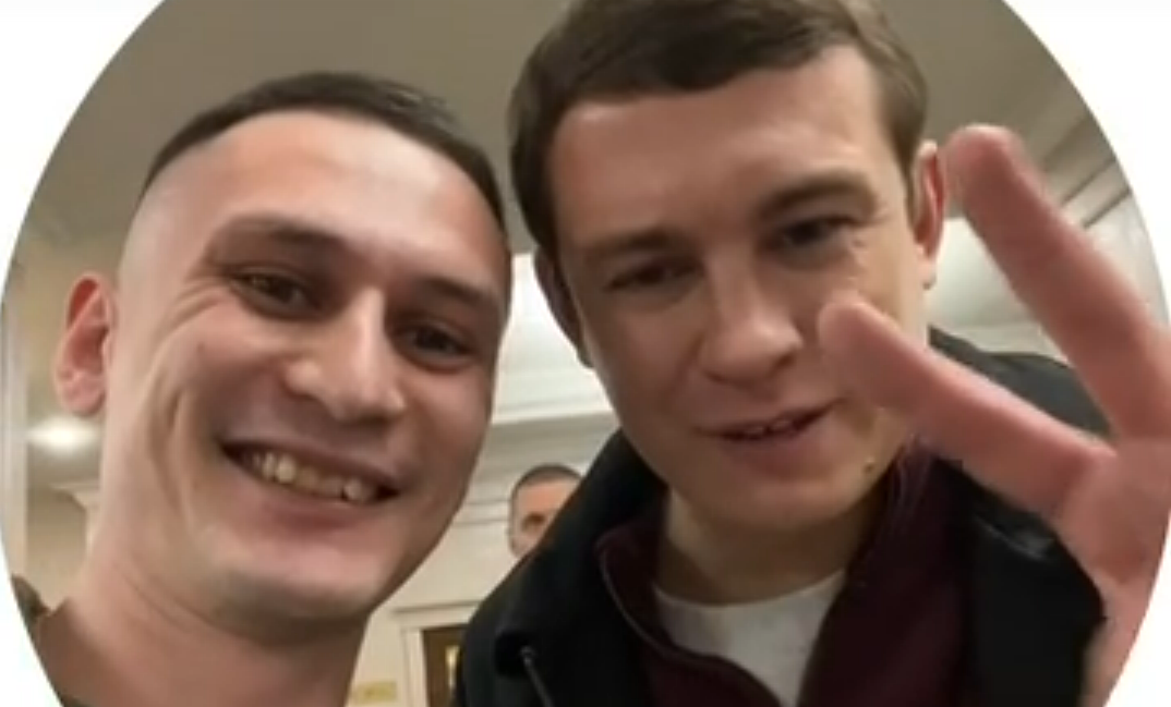 Актер Никита Кологривый передал видеопривет Арктической бригаде из Алакуртти