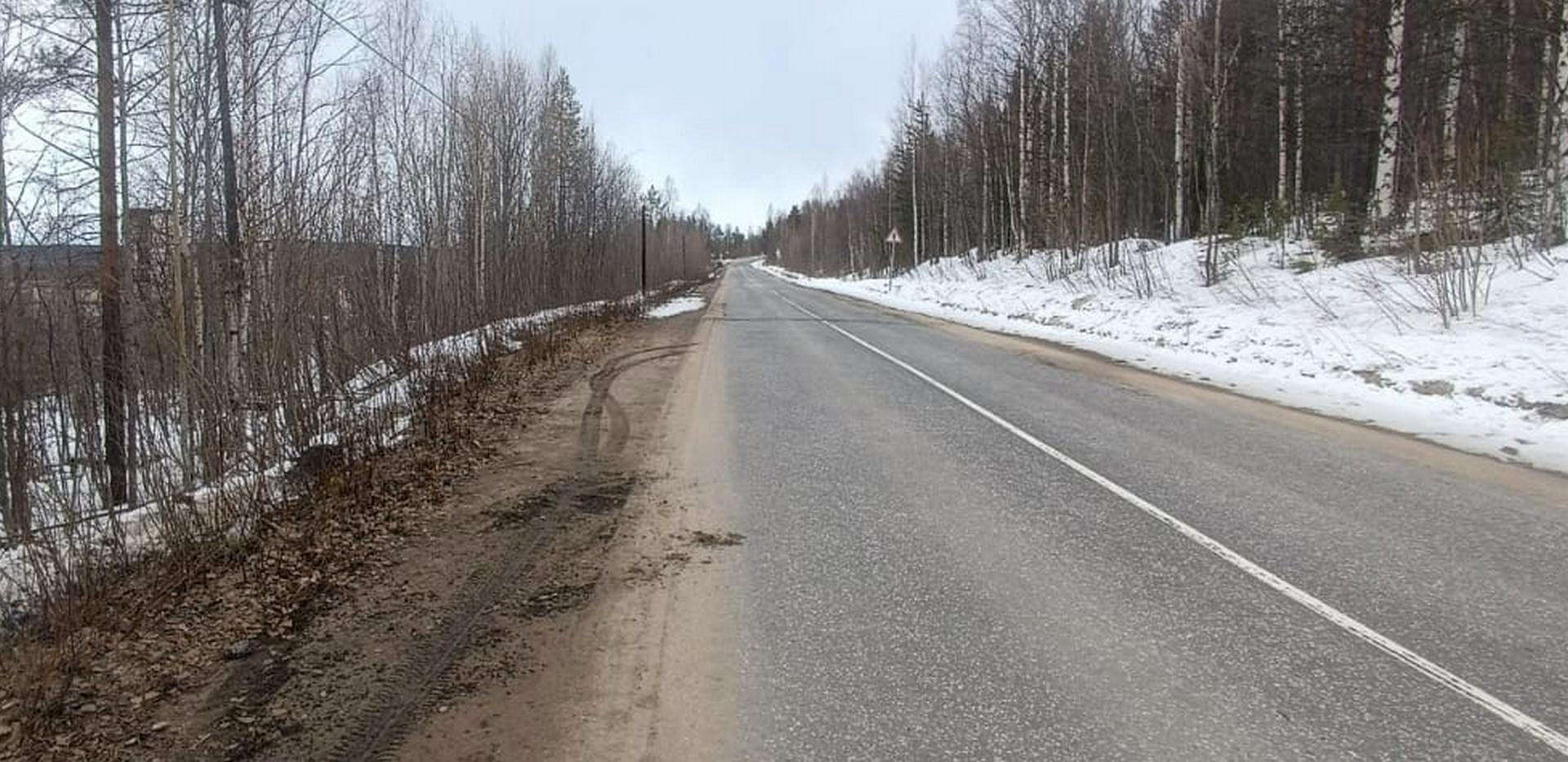 В Мурманской области мотоциклисты рано открыли мотосезон — одно из ДТП произошло возле Африканды