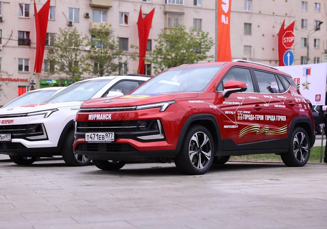 4 мая в Мурманск прибудут экипажи автопробега «Города-герои – города героев»