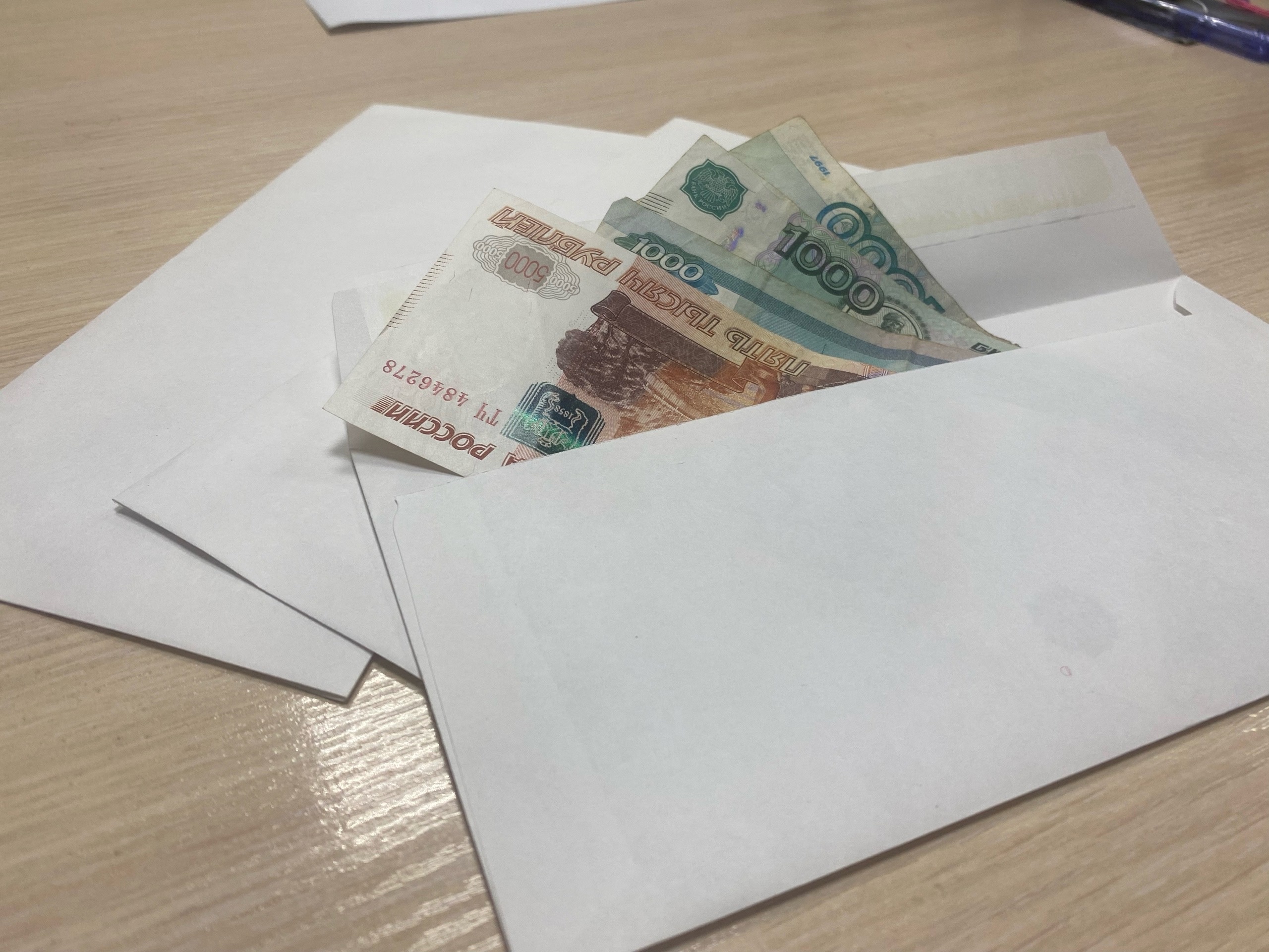 В Заполярье самые высокие зарплаты — до 255 тысяч в месяц получают работники водного транспорта