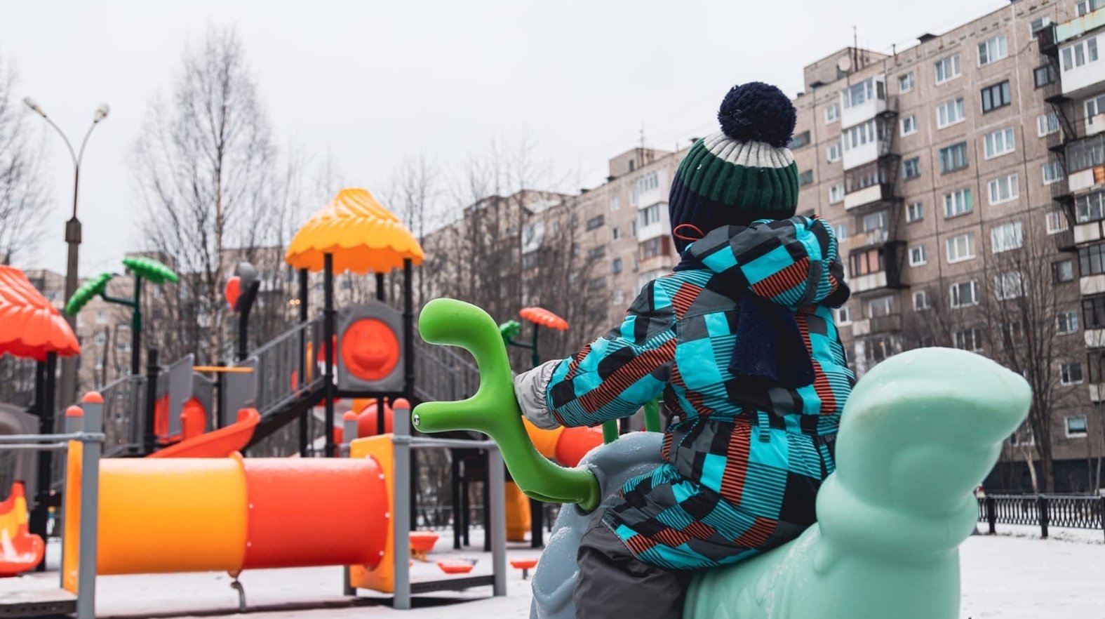 Средства ухода за детьми и игрушки: в Мурманске проходит благотворительная акция