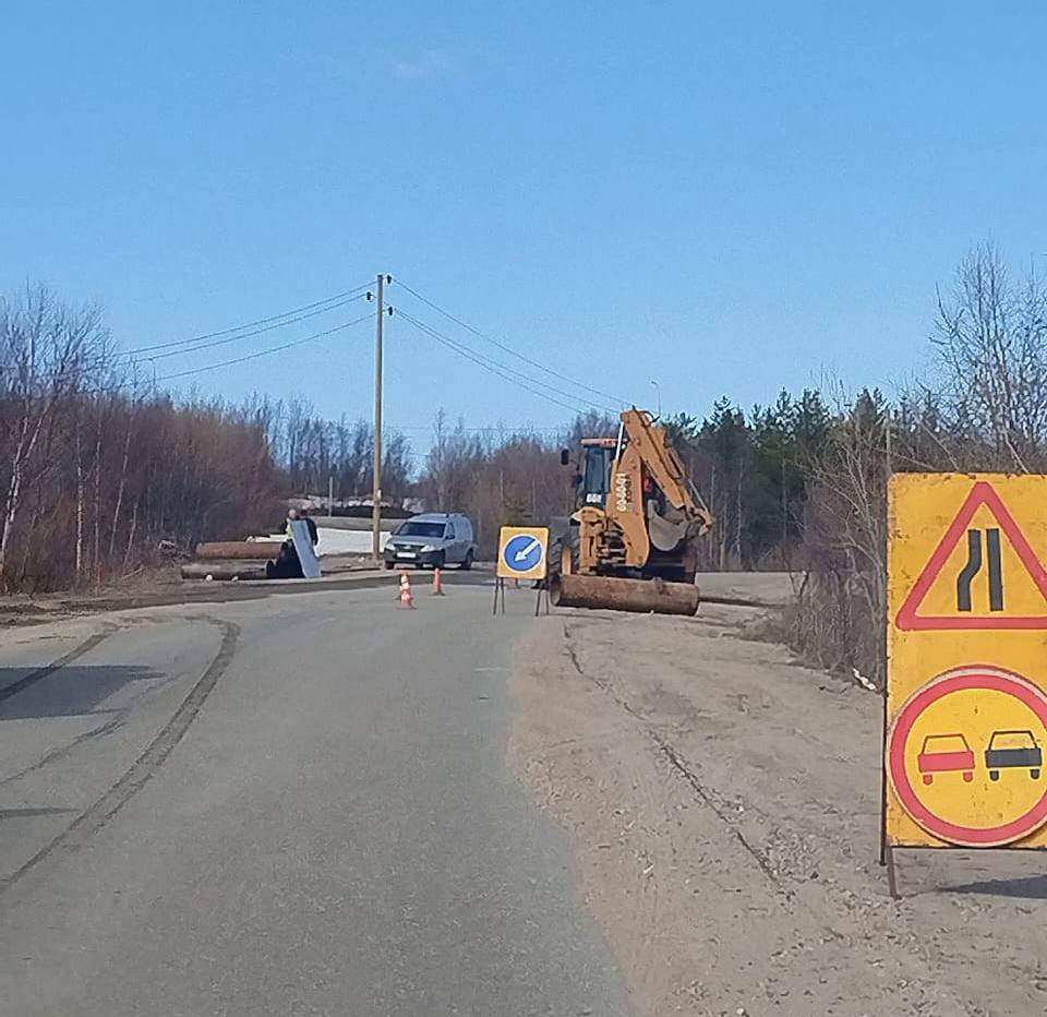 На пристани Абрам-Мыса будет светлее – идет монтаж фонарных столбов