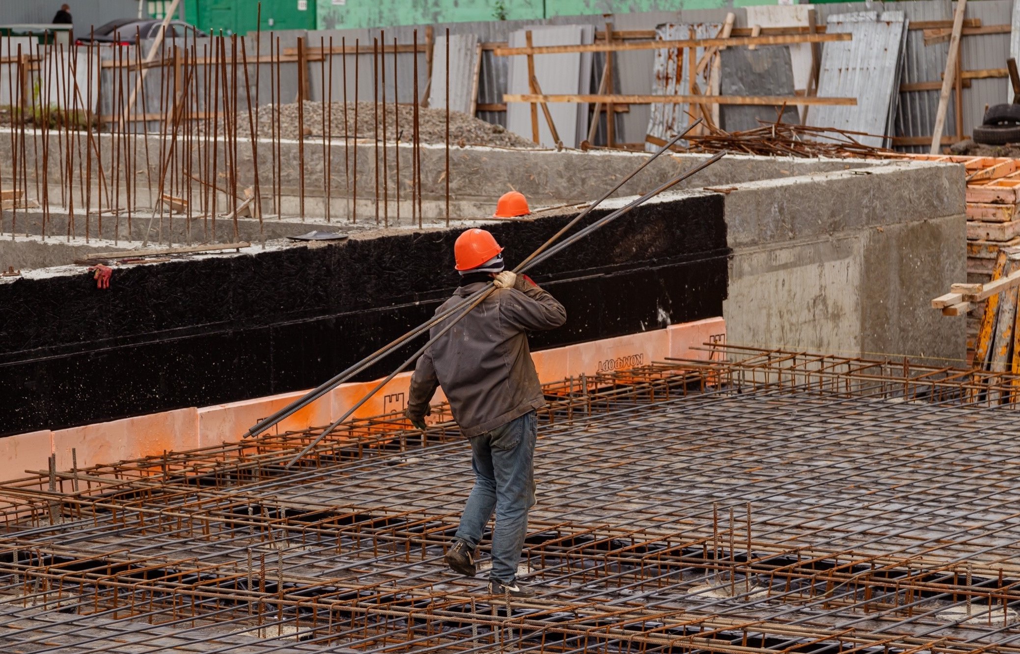 В Мурманской области в стройке находится 16 жилых домов