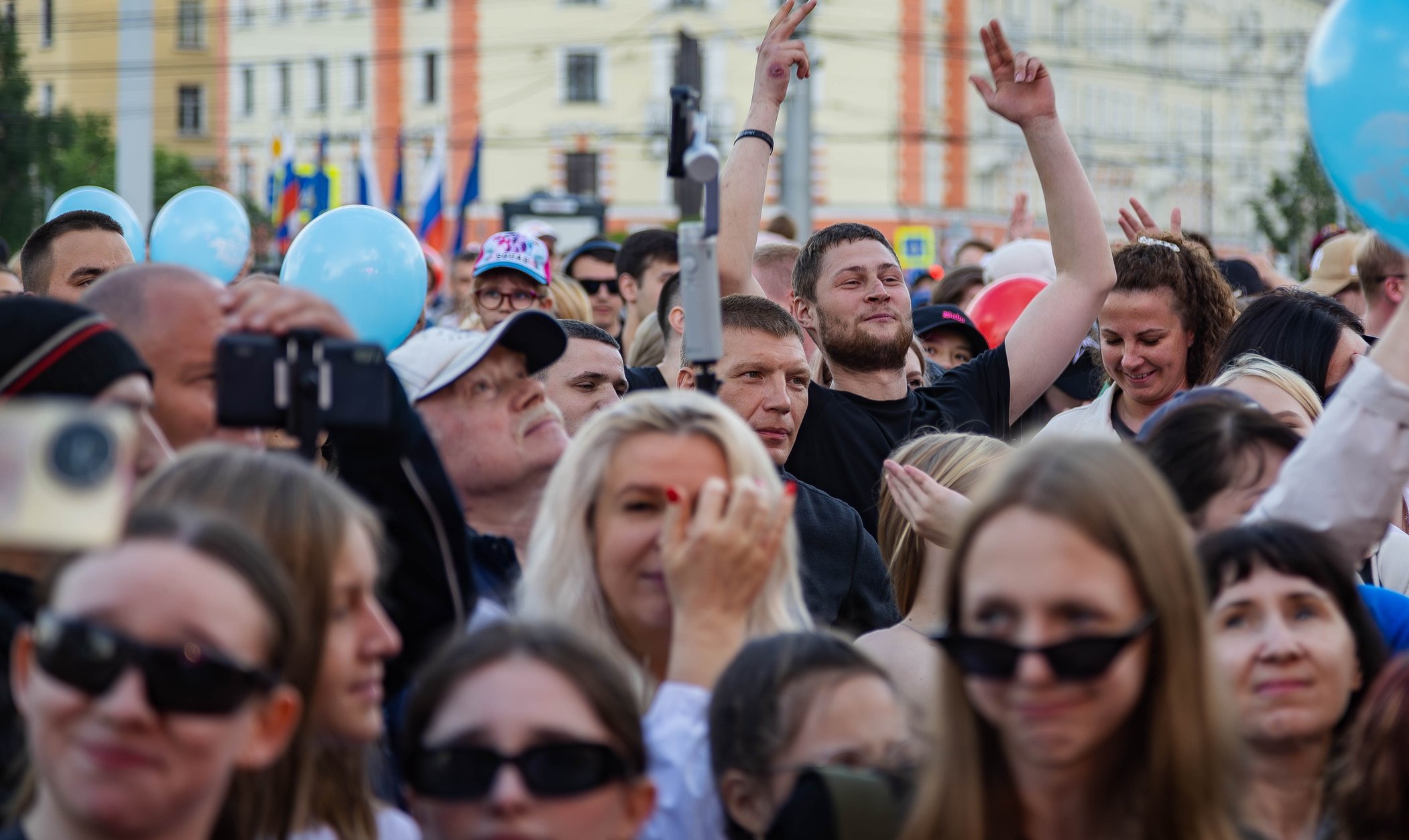 Во время праздничных мероприятий 12 июня в Заполярье ограничат работу сотовой связи