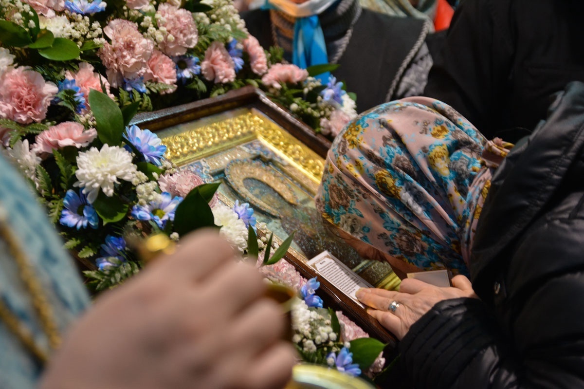 В собор Мончегорска доставят чудотворную мироточивую икону Божией Матери «Умягчение злых сердец»