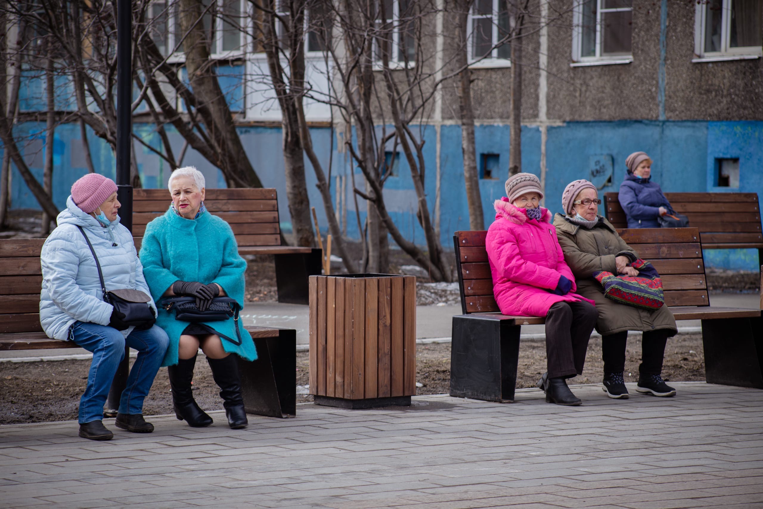 В Мурманской области более 13 тысяч пенсионеров получают выплаты за воспитание детей
