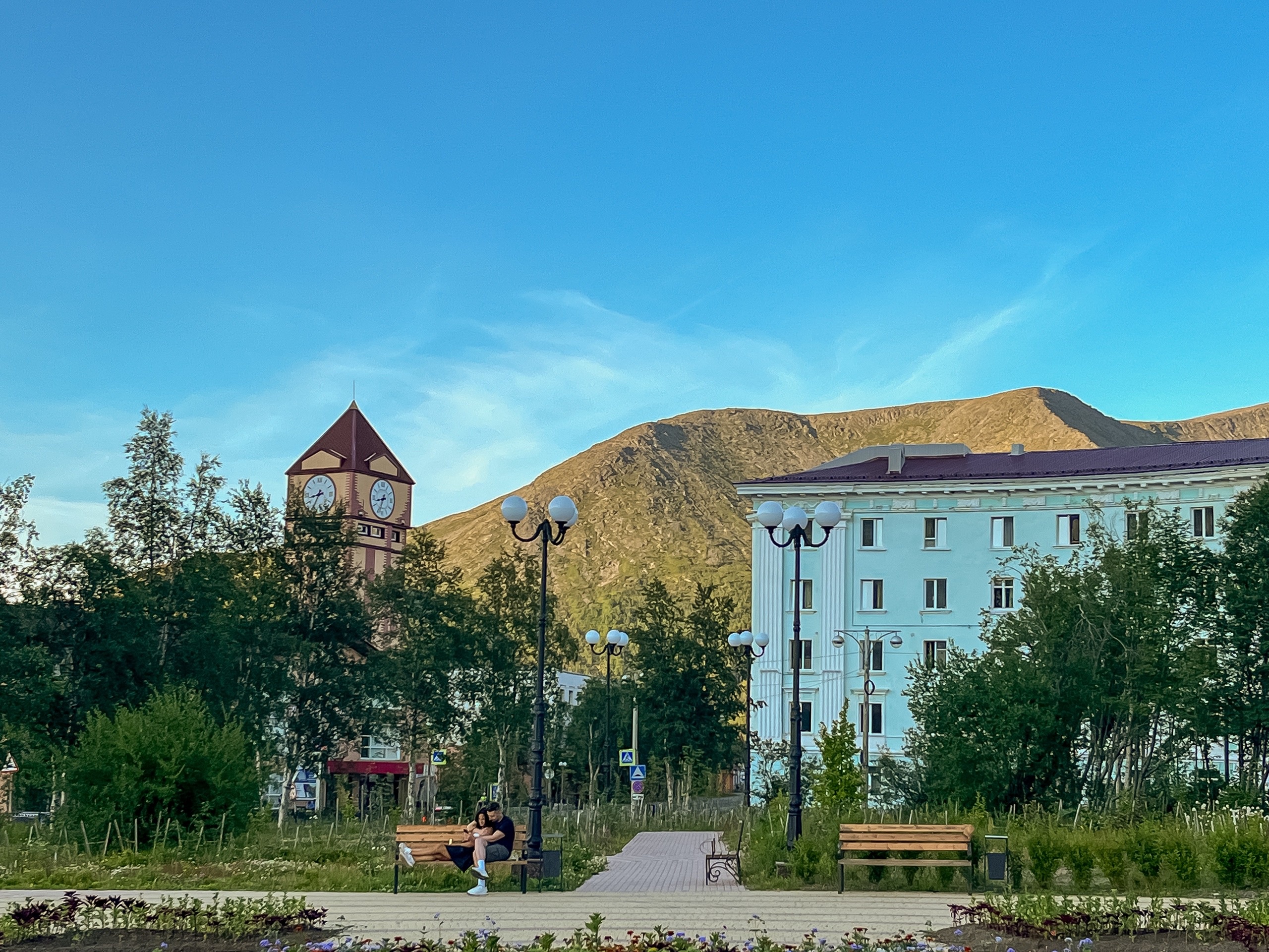 В Кировске 15-летний подросток пытался угнать мотоцикл