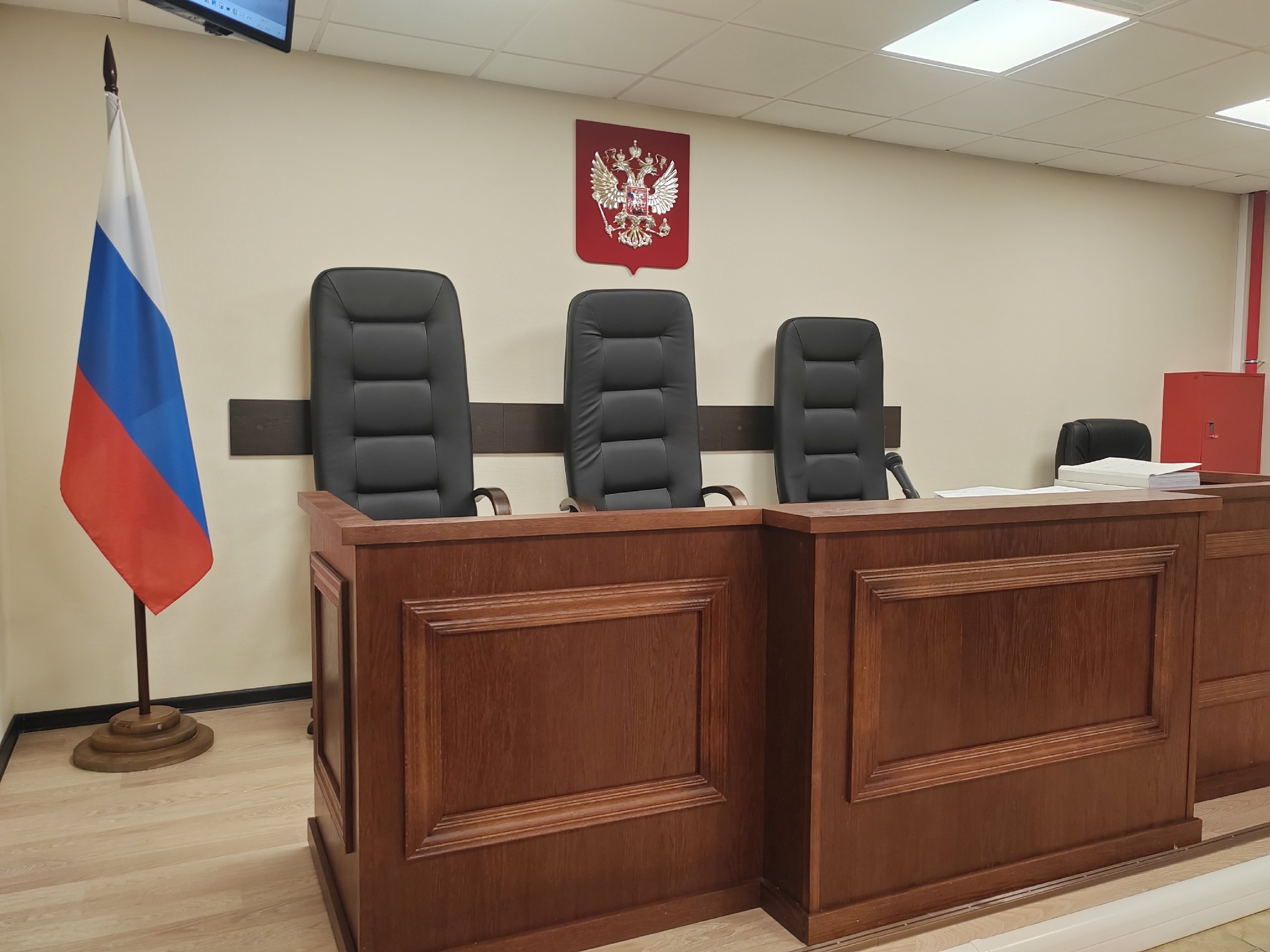 В Снежногорске фиктивный больничный оформил знакомой фельдшер – судить будут обоих