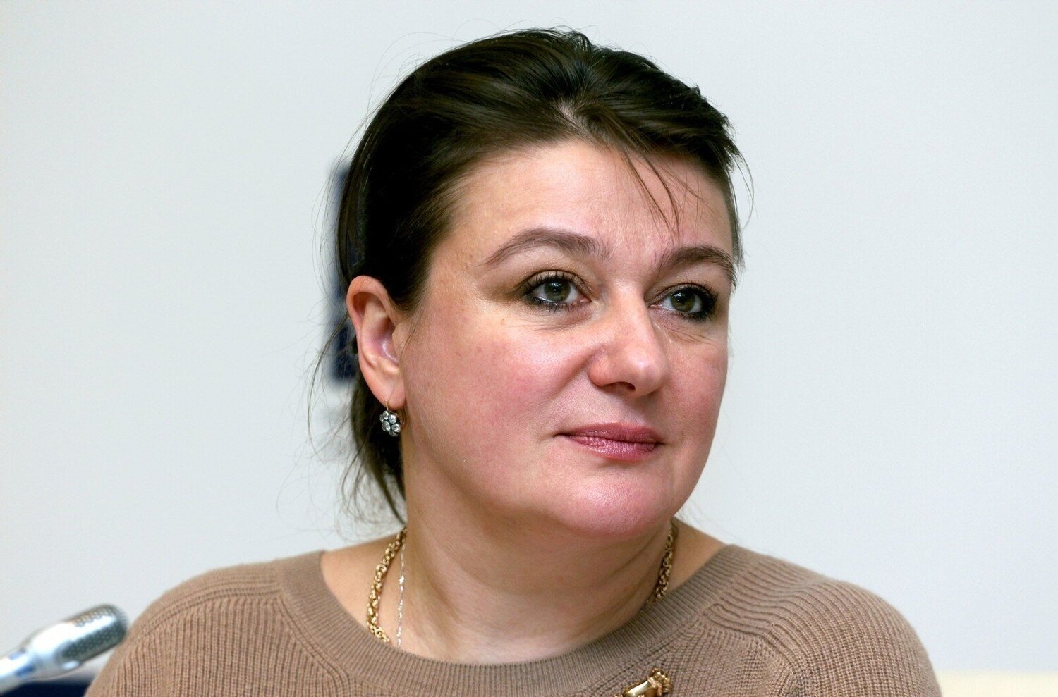 Живёт в квартире 19-го века: раньше это была коммуналка — что известно о звезде «Улицы разбитых фонарей»
