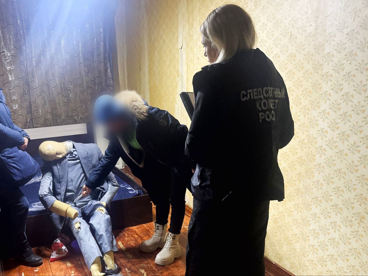 Жительница Титана рассказала следователям, как в пьяном угаре из-за ревности смертельно ранила возлюбленного — ее арестовали