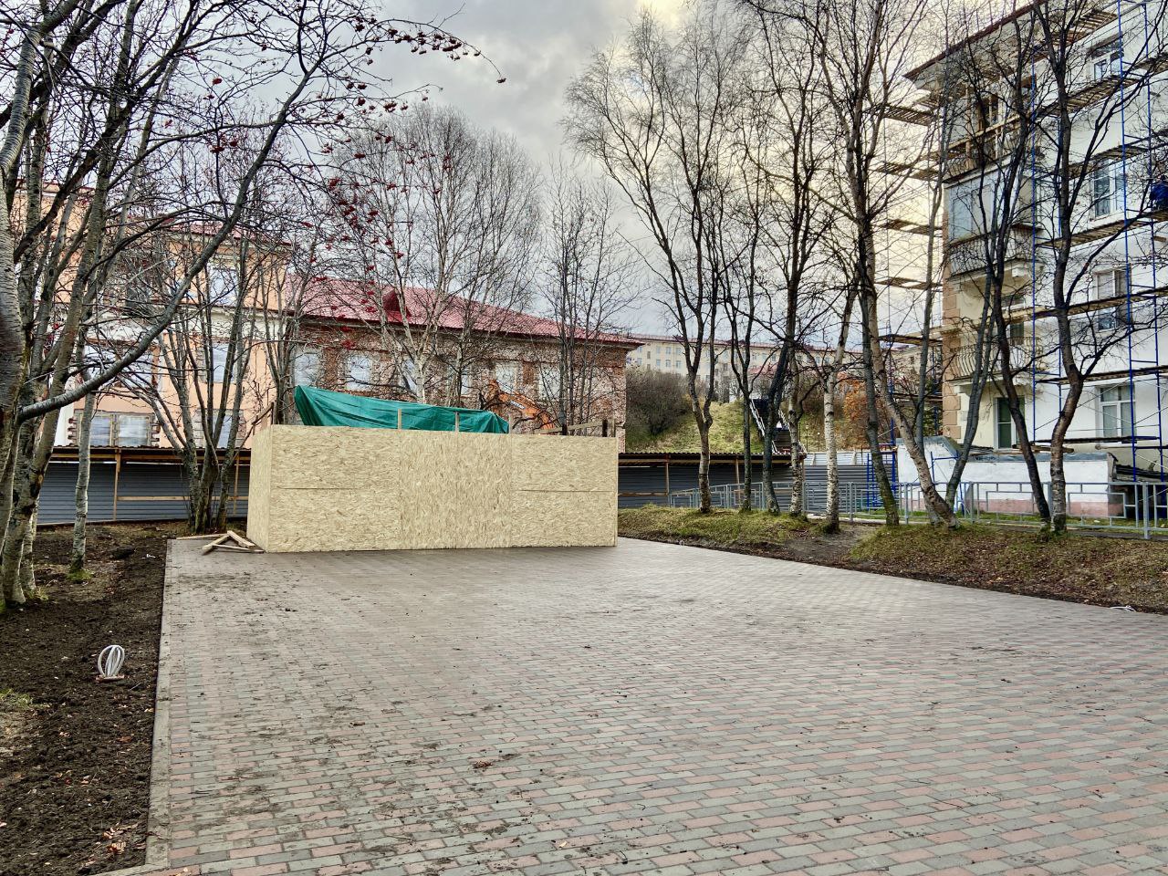 В сквере на Сафонова в Североморске 4 ноября откроют памятник защитникам Отечества