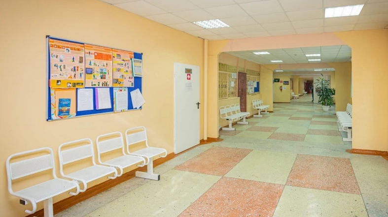 В Кольском Заполярье морозы «отменили» уроки в некоторых школах