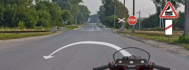 Разворот у Ж/Д переезда: на экзамене разберётся только 6% водителей — где можно, а где нельзя