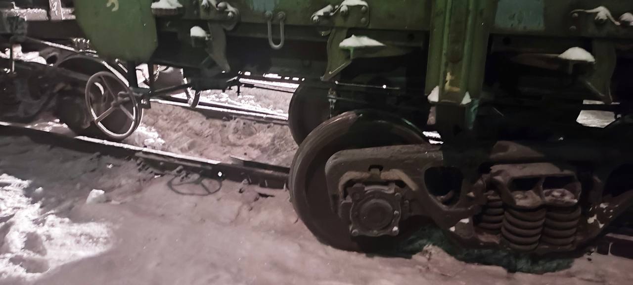 В Ковдоре за сход с рельсов 5 грузовых вагонов будут судить бывшего дежурного по станции