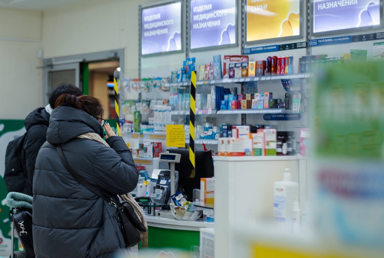 «Когда-то была аптека, а сейчас одно название»: жители Туломы вынуждены ездить за лекарствами в Колу